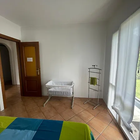 Habitación en casa particular Gila's Matrimoniale In Condiviso Cannobio